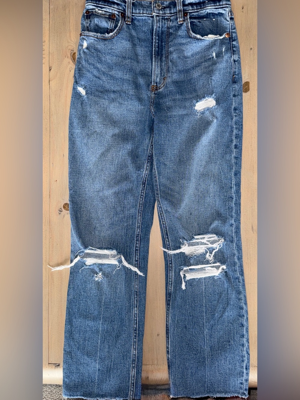 Abercrombie & Fitch Distressed High-Rise Straight-Leg Jeans size 27|4